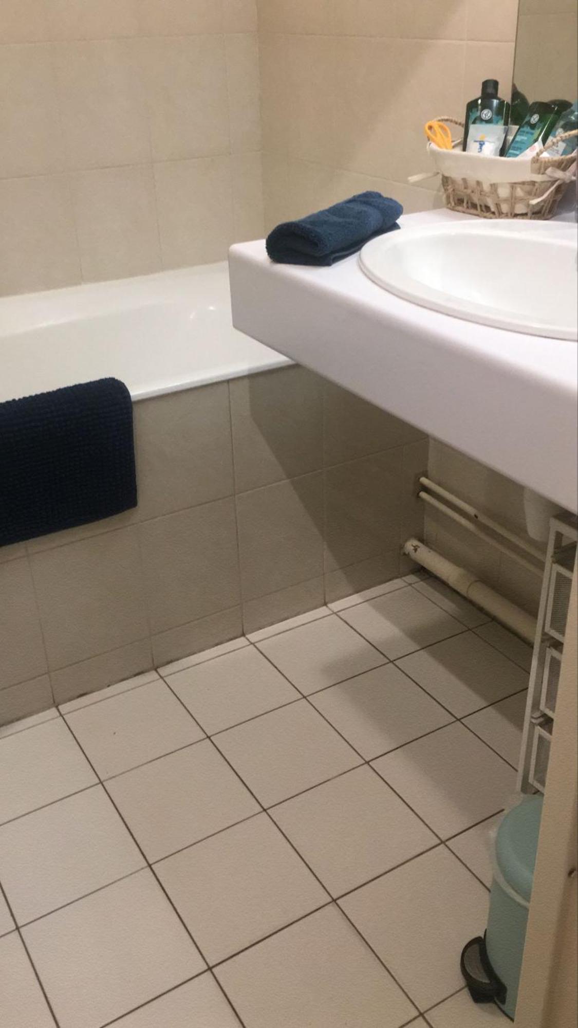 Double Room With Balcony Париж Екстериор снимка